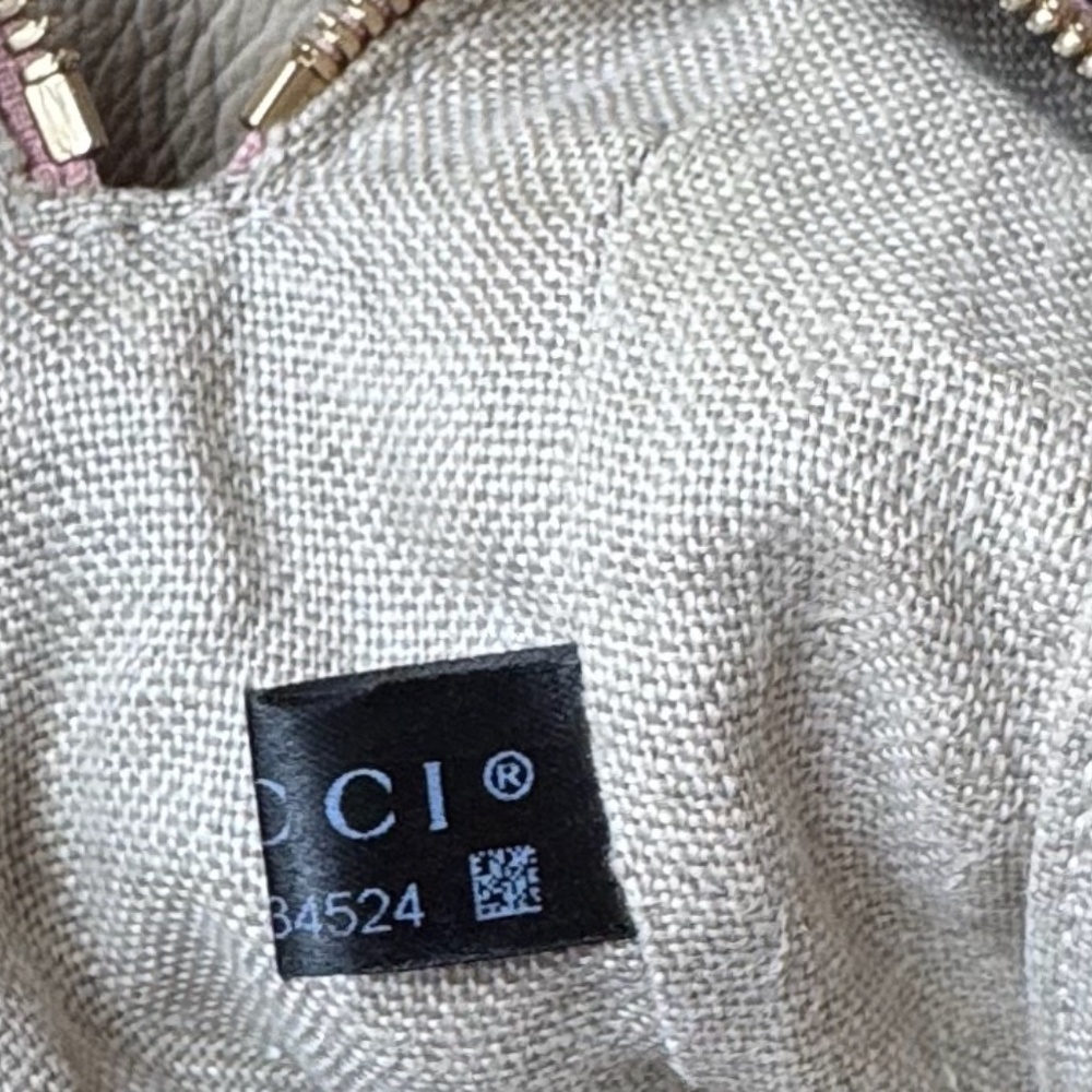 Authentic Gucci Bree Guccissima Leather Crossbody Camera Bag - Picture 11 of 14